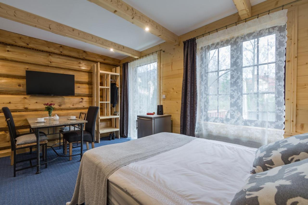 Pokoje I Apartamenty Centrum - Willa Bajeczka Zakopane Bagian luar foto